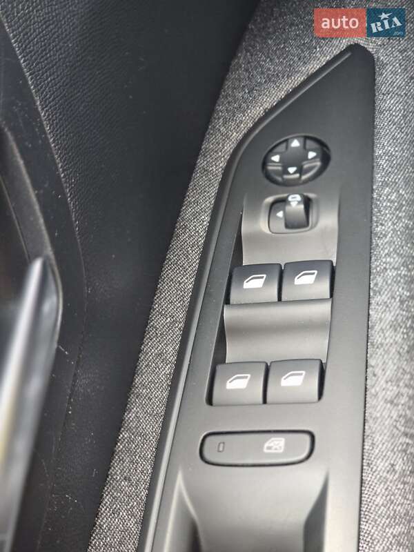 Позашляховик / Кросовер Peugeot 3008 2018 в Добротворі