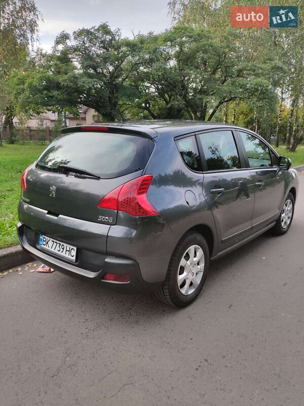 Внедорожник / Кроссовер Peugeot 3008 2012 в Ровно