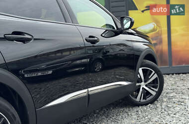 Внедорожник / Кроссовер Peugeot 3008 2020 в 