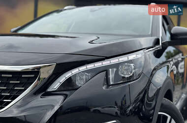 Внедорожник / Кроссовер Peugeot 3008 2020 в 