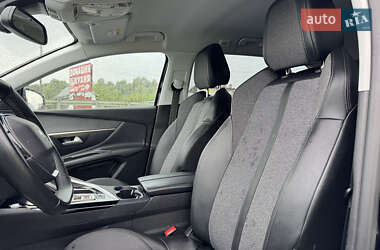 Внедорожник / Кроссовер Peugeot 3008 2020 в 