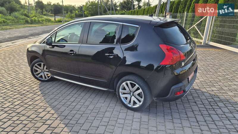 Позашляховик / Кросовер Peugeot 3008 2012 в Львові