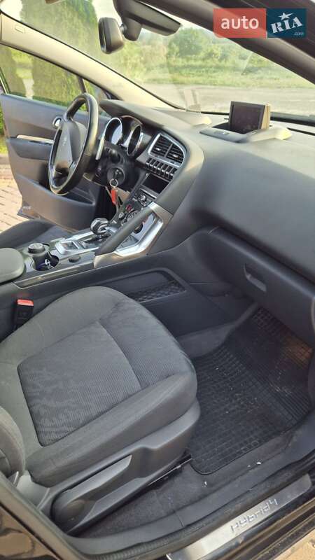 Позашляховик / Кросовер Peugeot 3008 2012 в Львові