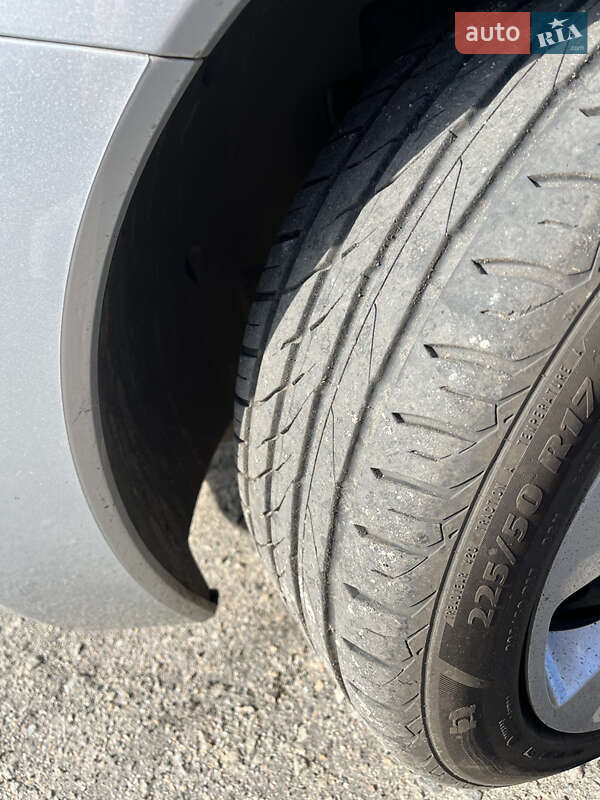 Позашляховик / Кросовер Peugeot 3008 2011 в Зміїві