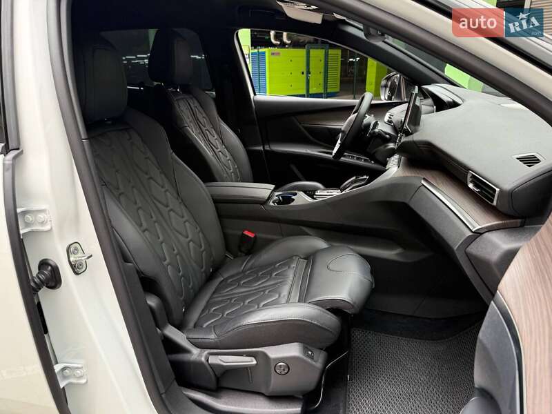 Позашляховик / Кросовер Peugeot 3008 2022 в Києві