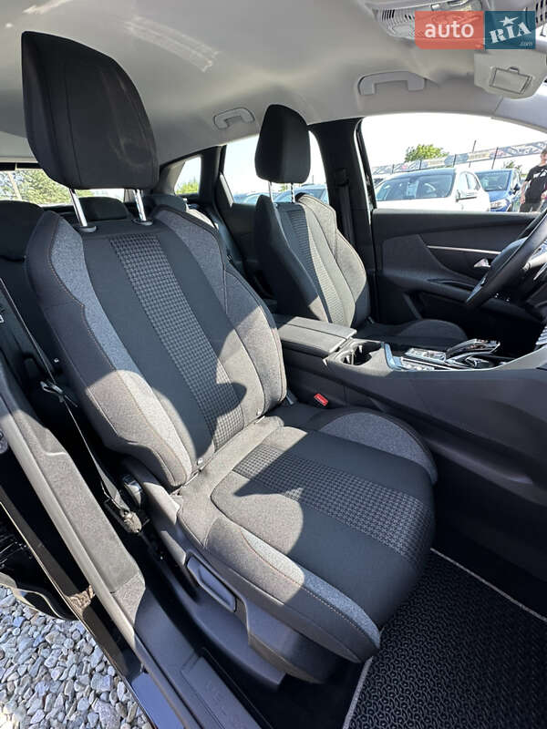 Внедорожник / Кроссовер Peugeot 3008 2022 в Ивано-Франковске