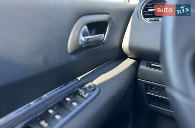 Внедорожник / Кроссовер Peugeot 3008 2011 в 