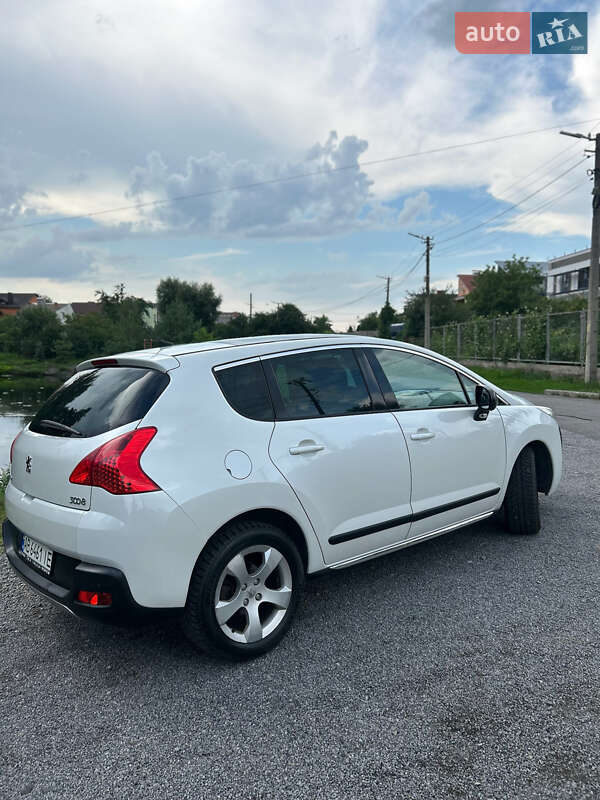 Позашляховик / Кросовер Peugeot 3008 2011 в Вінниці