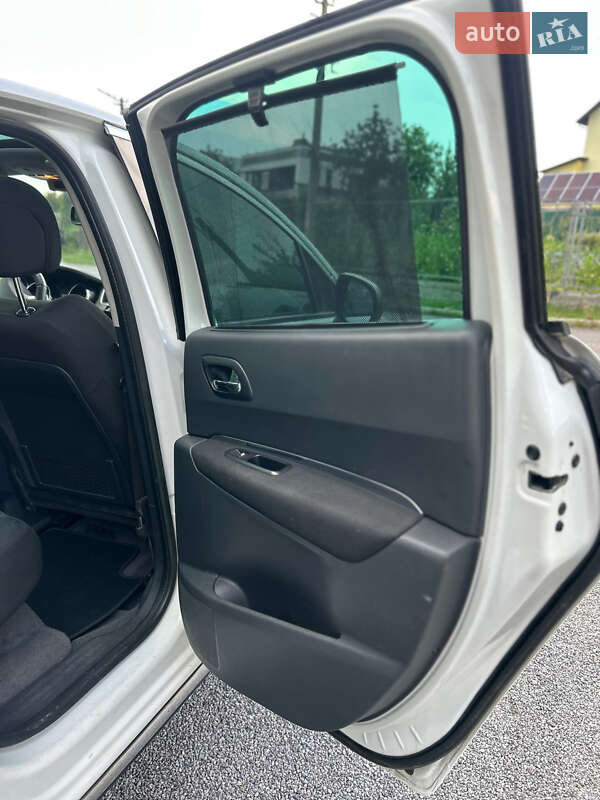 Позашляховик / Кросовер Peugeot 3008 2011 в Вінниці