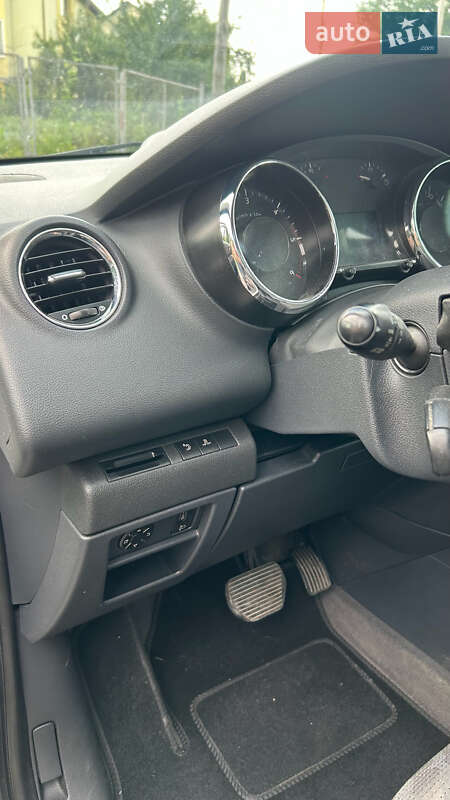 Позашляховик / Кросовер Peugeot 3008 2011 в Вінниці
