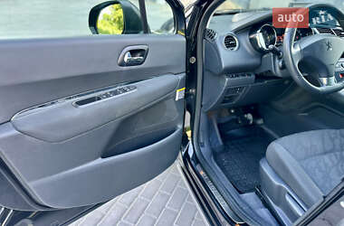 Внедорожник / Кроссовер Peugeot 3008 2013 в 