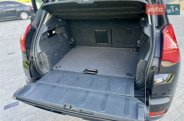 Внедорожник / Кроссовер Peugeot 3008 2013 в 