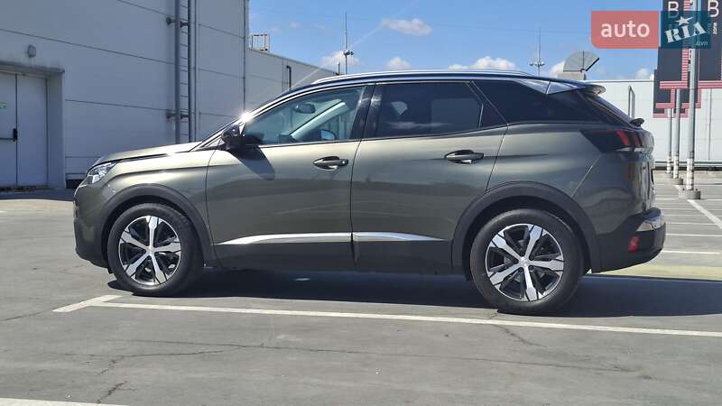 Внедорожник / Кроссовер Peugeot 3008 2020 в Киеве
