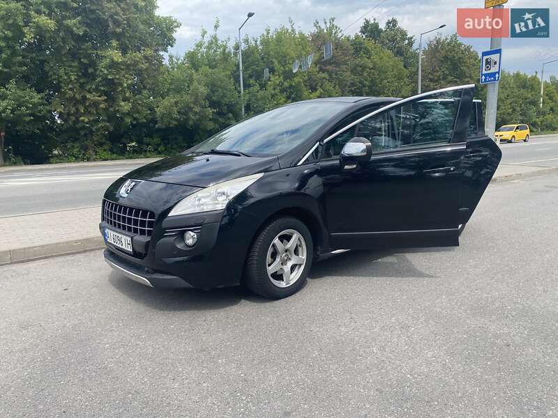 Позашляховик / Кросовер Peugeot 3008 2010 в Києві