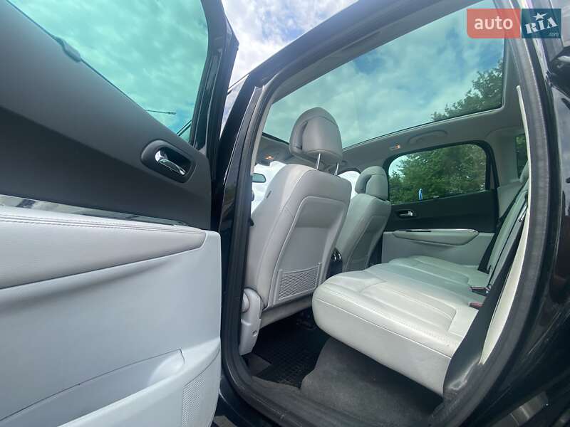 Позашляховик / Кросовер Peugeot 3008 2010 в Києві