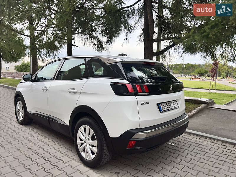 Внедорожник / Кроссовер Peugeot 3008 2018 в Луцке
