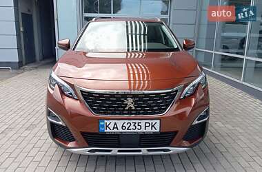 Внедорожник / Кроссовер Peugeot 3008 2019 в Киеве
