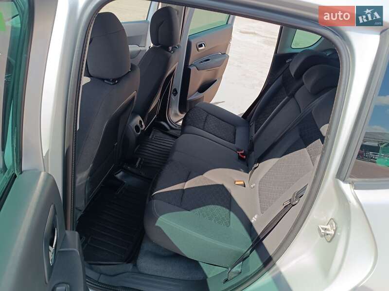 Внедорожник / Кроссовер Peugeot 3008 2015 в Ровно