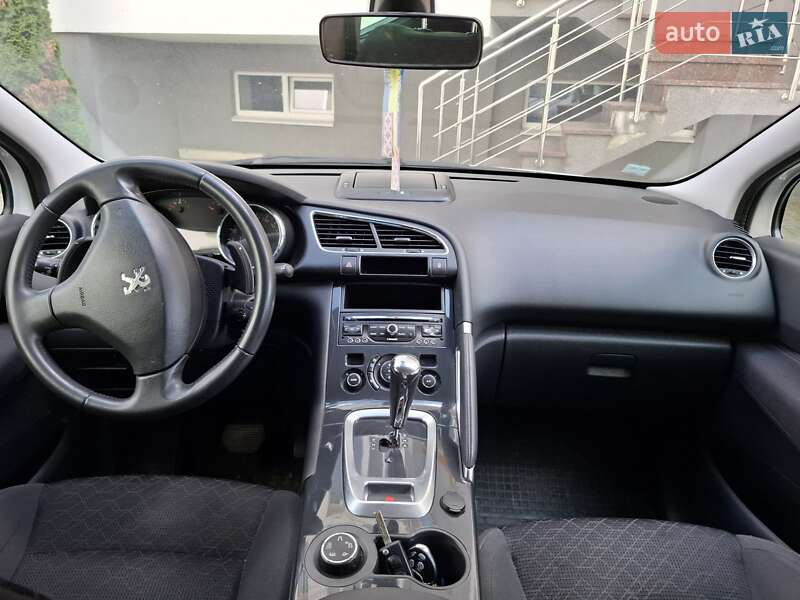 Позашляховик / Кросовер Peugeot 3008 2014 в Львові