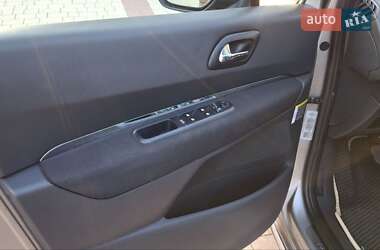 Внедорожник / Кроссовер Peugeot 3008 2011 в 