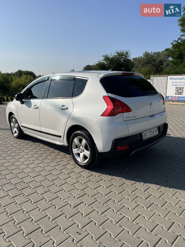 Внедорожник / Кроссовер Peugeot 3008 2011 в Черновцах