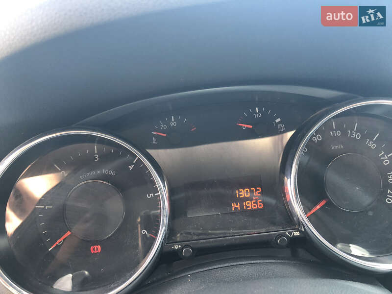 Позашляховик / Кросовер Peugeot 3008 2013 в Хмельницькому