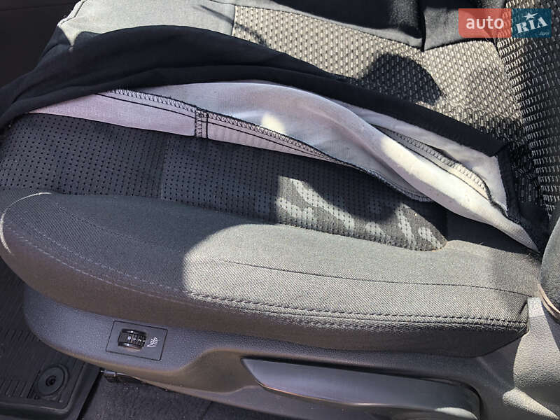 Позашляховик / Кросовер Peugeot 3008 2013 в Хмельницькому