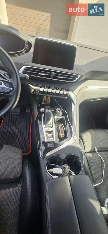 Позашляховик / Кросовер Peugeot 3008 2018 в Києві