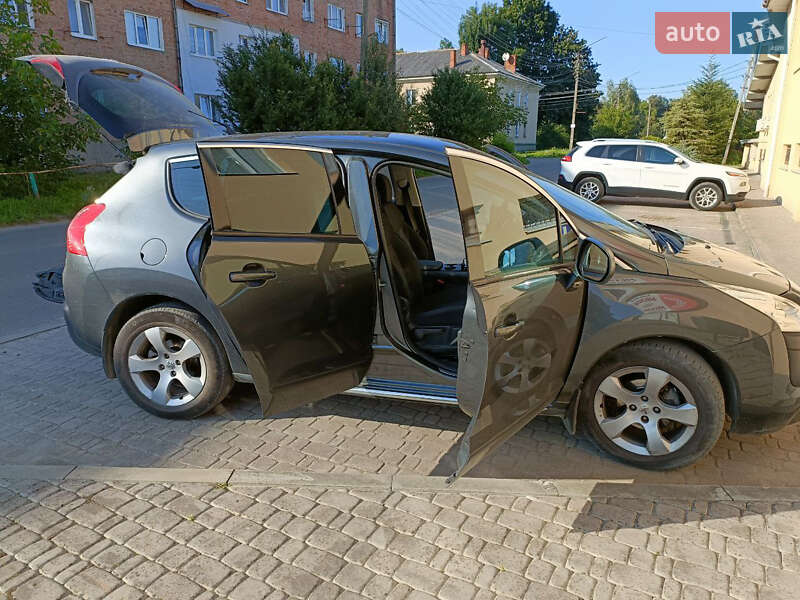 Внедорожник / Кроссовер Peugeot 3008 2012 в Стебнику фото 3 Внедорожник / Кроссовер Peugeot 3008 2012 в Стебнику