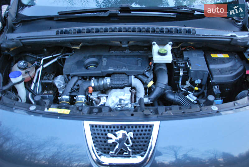 Внедорожник / Кроссовер Peugeot 3008 2012 в Стебнику фото 14 Внедорожник / Кроссовер Peugeot 3008 2012 в Стебнику