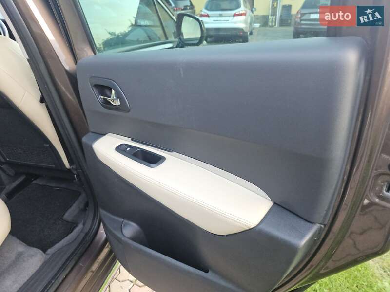 Позашляховик / Кросовер Peugeot 3008 2014 в Стрию