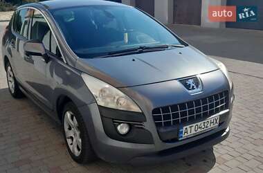 Позашляховик / Кросовер Peugeot 3008 2011 в Івано-Франківську