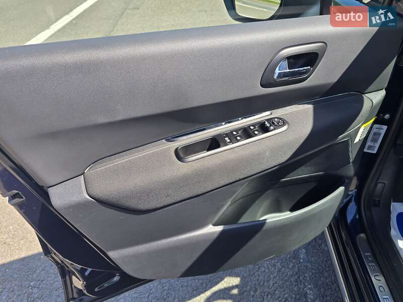 Позашляховик / Кросовер Peugeot 3008 2010 в Ковелі