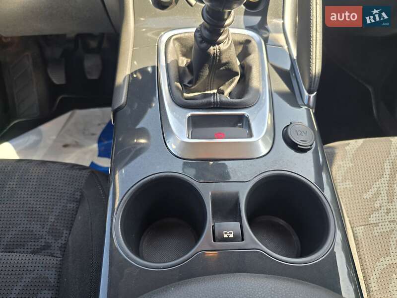 Позашляховик / Кросовер Peugeot 3008 2010 в Ковелі