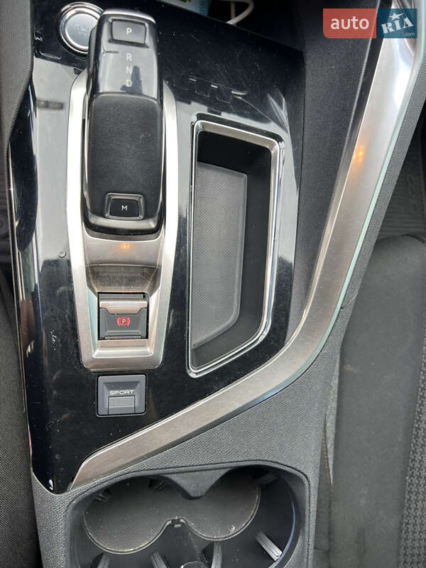 Позашляховик / Кросовер Peugeot 3008 2018 в Черкасах