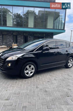 Позашляховик / Кросовер Peugeot 3008 2011 в Рівному