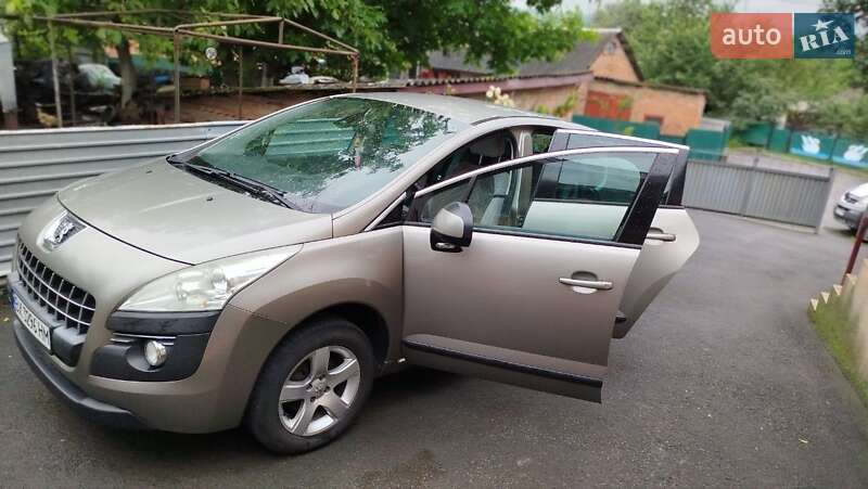 Позашляховик / Кросовер Peugeot 3008 2010 в Хмельницькому