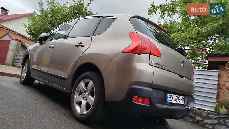 Позашляховик / Кросовер Peugeot 3008 2010 в Хмельницькому