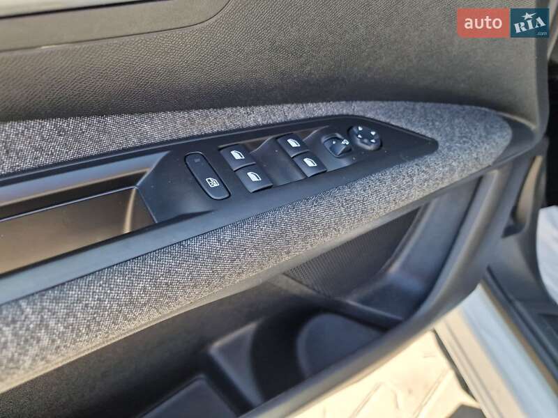 Внедорожник / Кроссовер Peugeot 3008 2018 в Виннице фото 17 Внедорожник / Кроссовер Peugeot 3008 2018 в Виннице