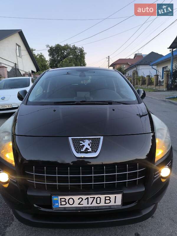 Позашляховик / Кросовер Peugeot 3008 2012 в Тернополі фото 8 Позашляховик / Кросовер Peugeot 3008 2012 в Тернополі