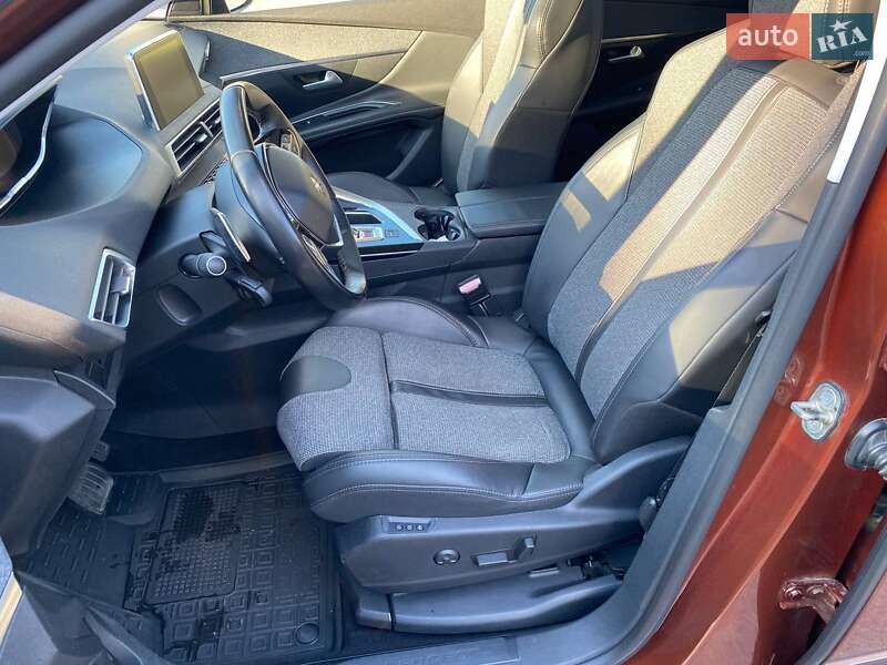 Позашляховик / Кросовер Peugeot 3008 2017 в Києві