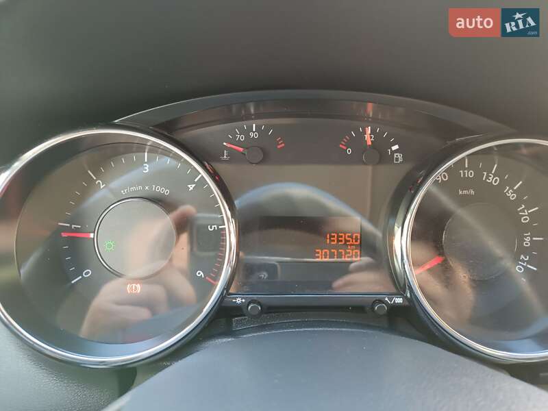 Позашляховик / Кросовер Peugeot 3008 2011 в Калуші