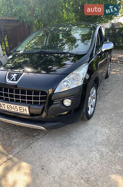 Внедорожник / Кроссовер Peugeot 3008 2013 в Калуше