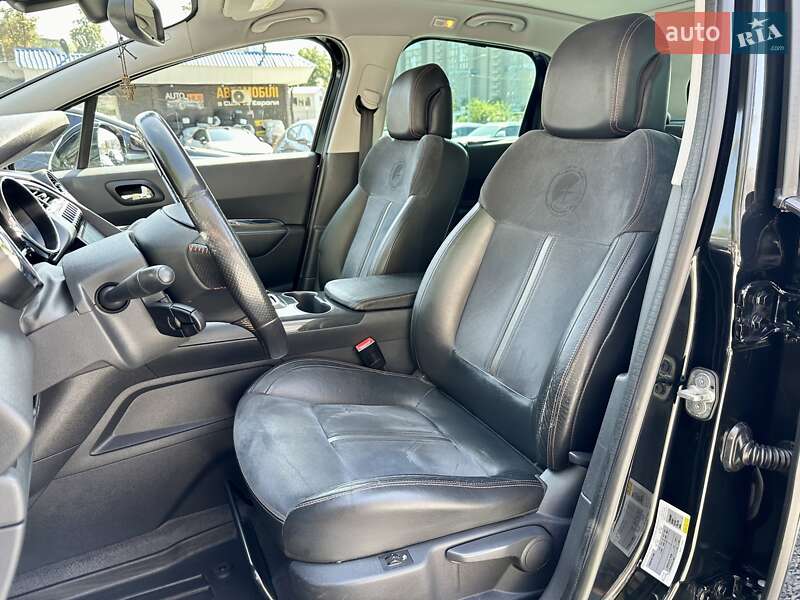 Позашляховик / Кросовер Peugeot 3008 2014 в Харкові