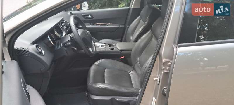 Позашляховик / Кросовер Peugeot 3008 2013 в Івано-Франківську