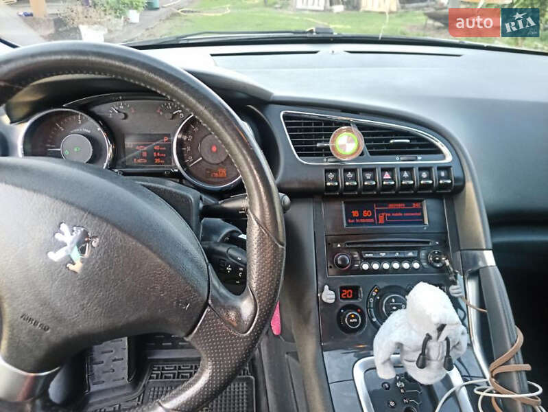 Внедорожник / Кроссовер Peugeot 3008 2012 в Овруче