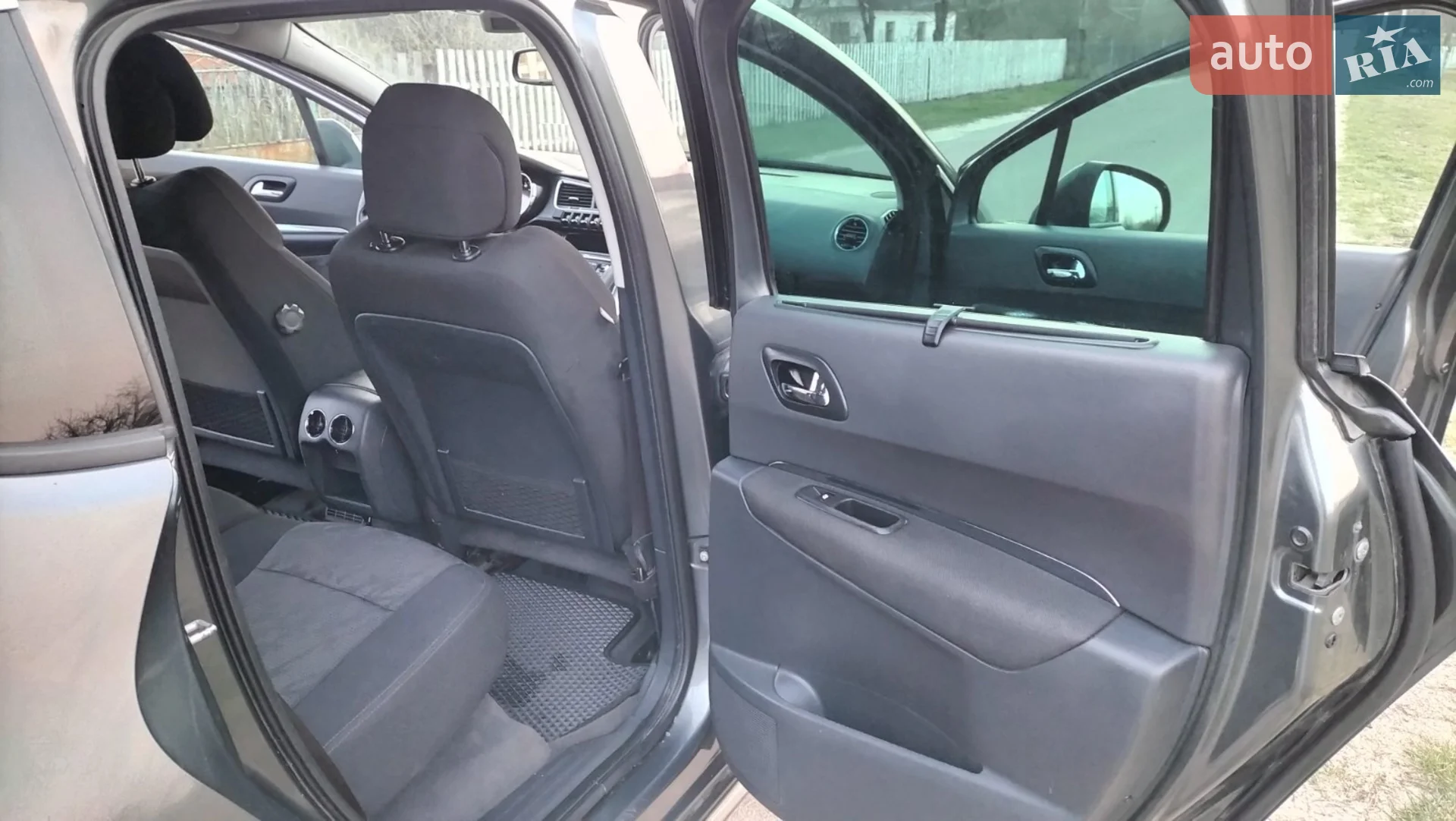 2010 Peugeot 3008 - мініатюра 21