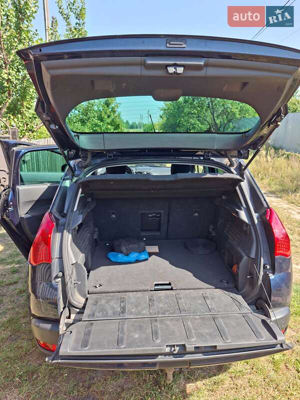 Внедорожник / Кроссовер Peugeot 3008 2009 в Киеве