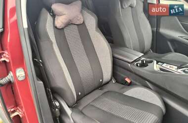 Внедорожник / Кроссовер Peugeot 3008 2017 в 