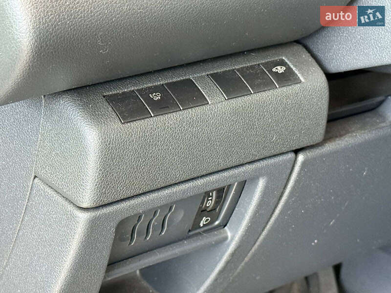 Позашляховик / Кросовер Peugeot 3008 2012 в Одесі фото 18 Позашляховик / Кросовер Peugeot 3008 2012 в Одесі